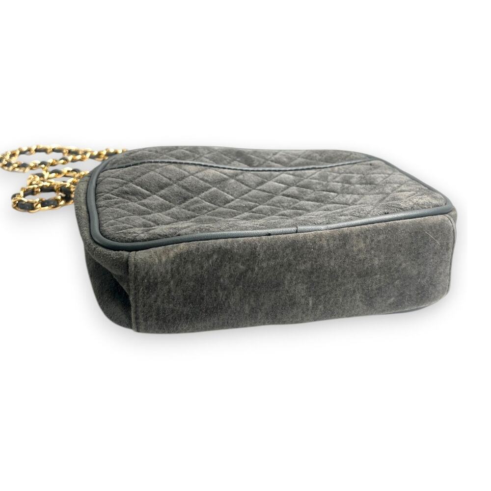 Vintage 90's Newport News Purse Bag Crossbody Grey Suede Quilted Gold Chain Lux - Picture 6 of 14